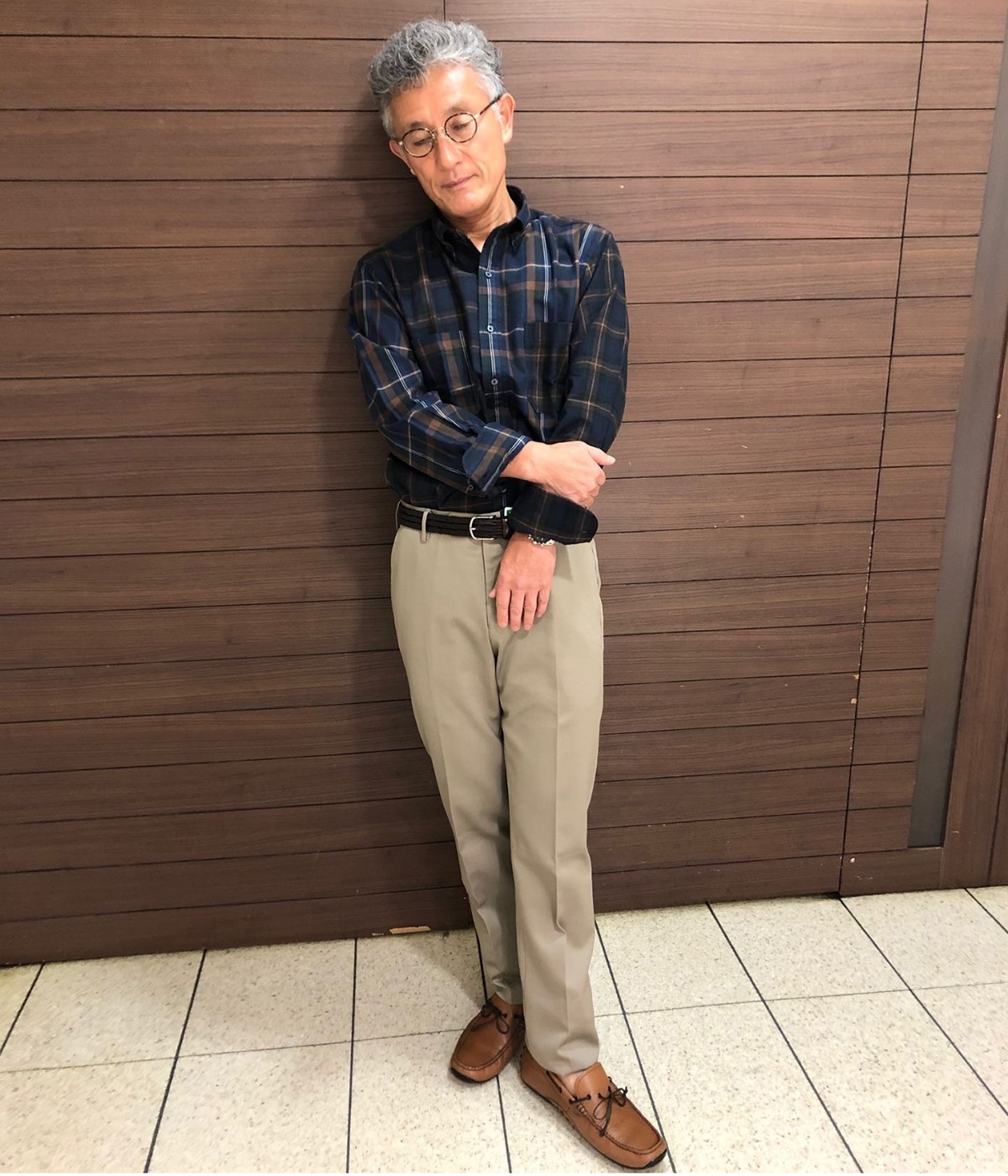 #秋カラーシャツコーデ