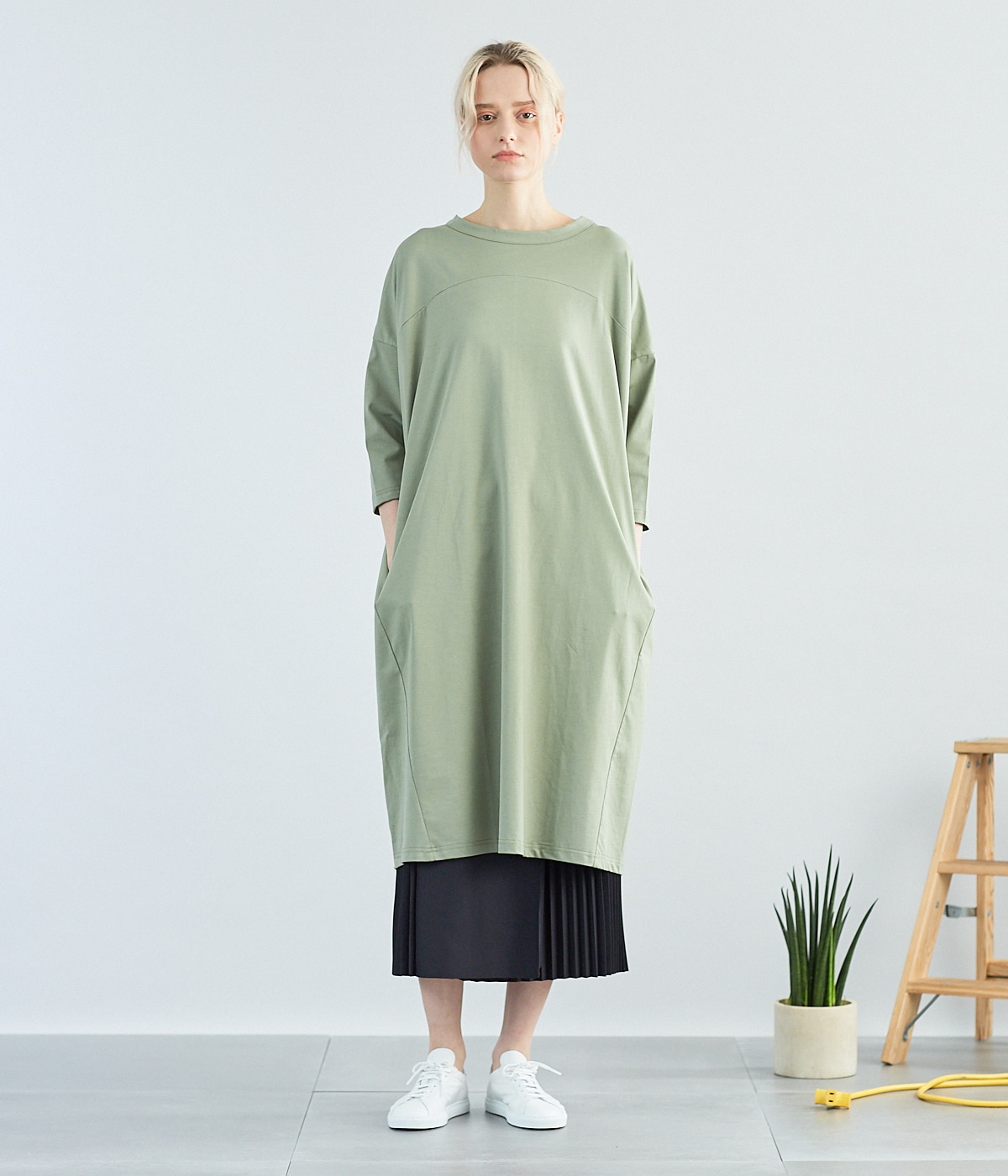 EARLY SUMMER CUT & SEW STYLE