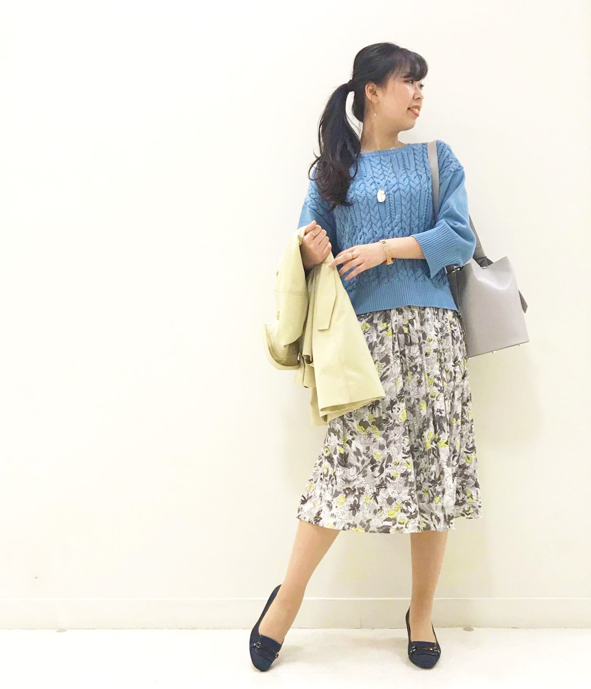 #オフィスカジュアル #春カラー