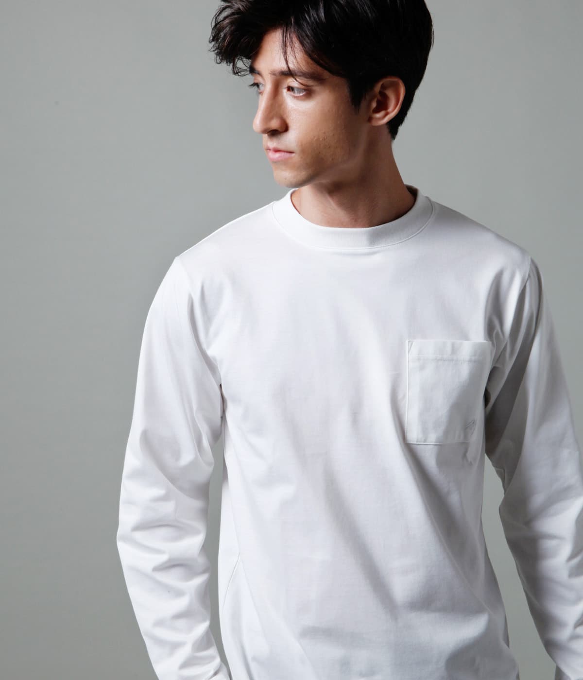 NY刺繍入り ベーシック長袖Tシャツ