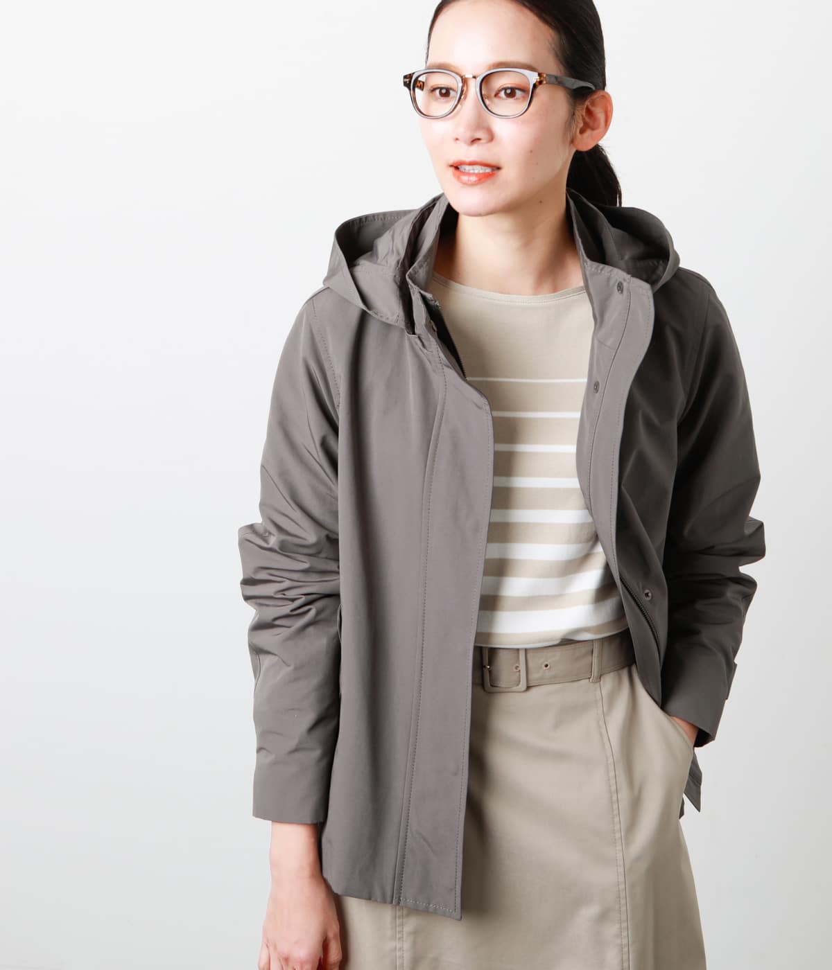 TCグログラン フード付きショートコート