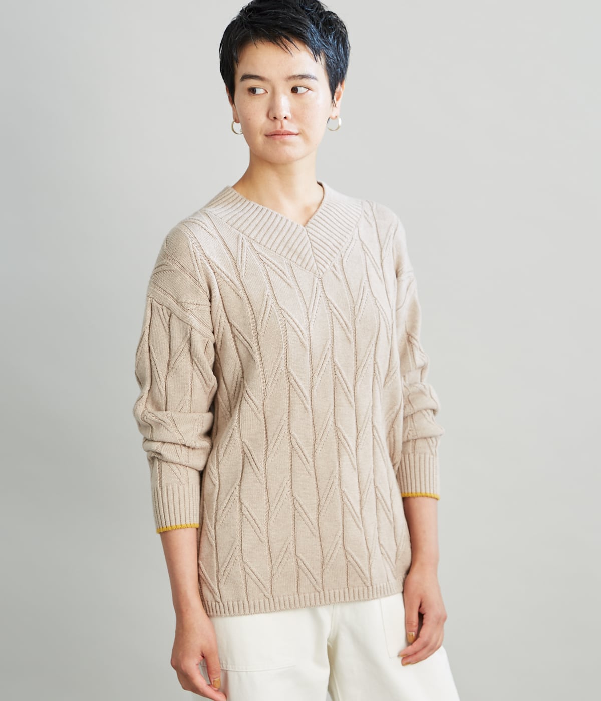 【手洗い可能】Traceable Organic Cotton Wool ケーブル柄Vネックニット