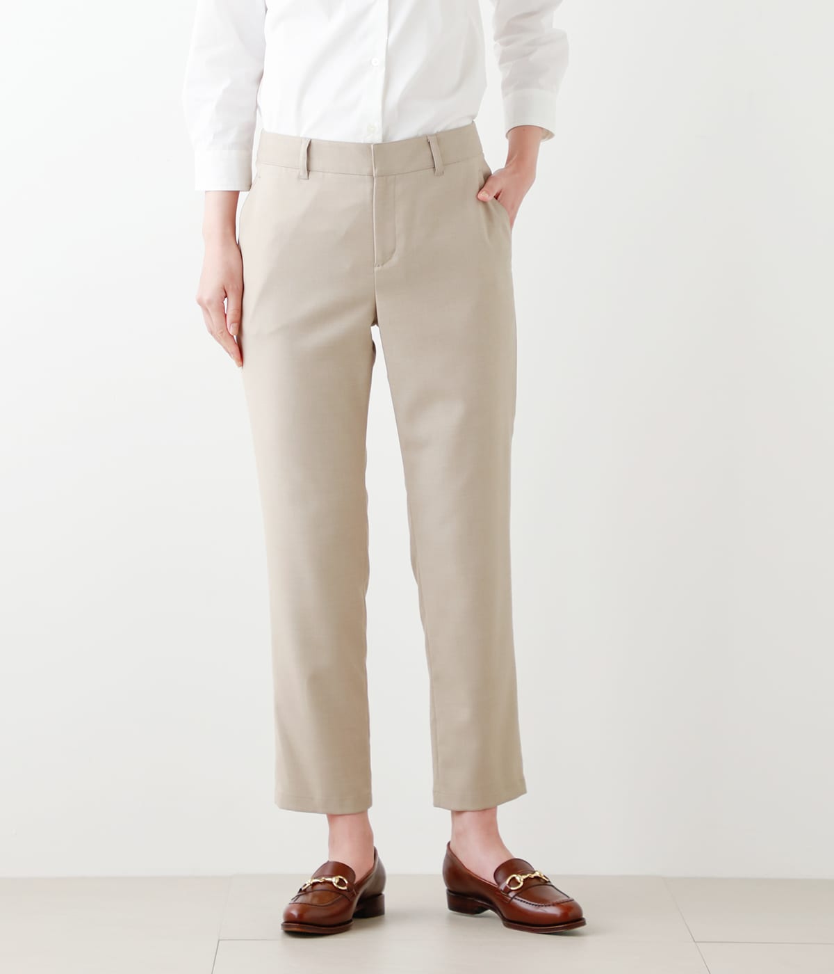 ストレッチギャバ テーパードパンツ