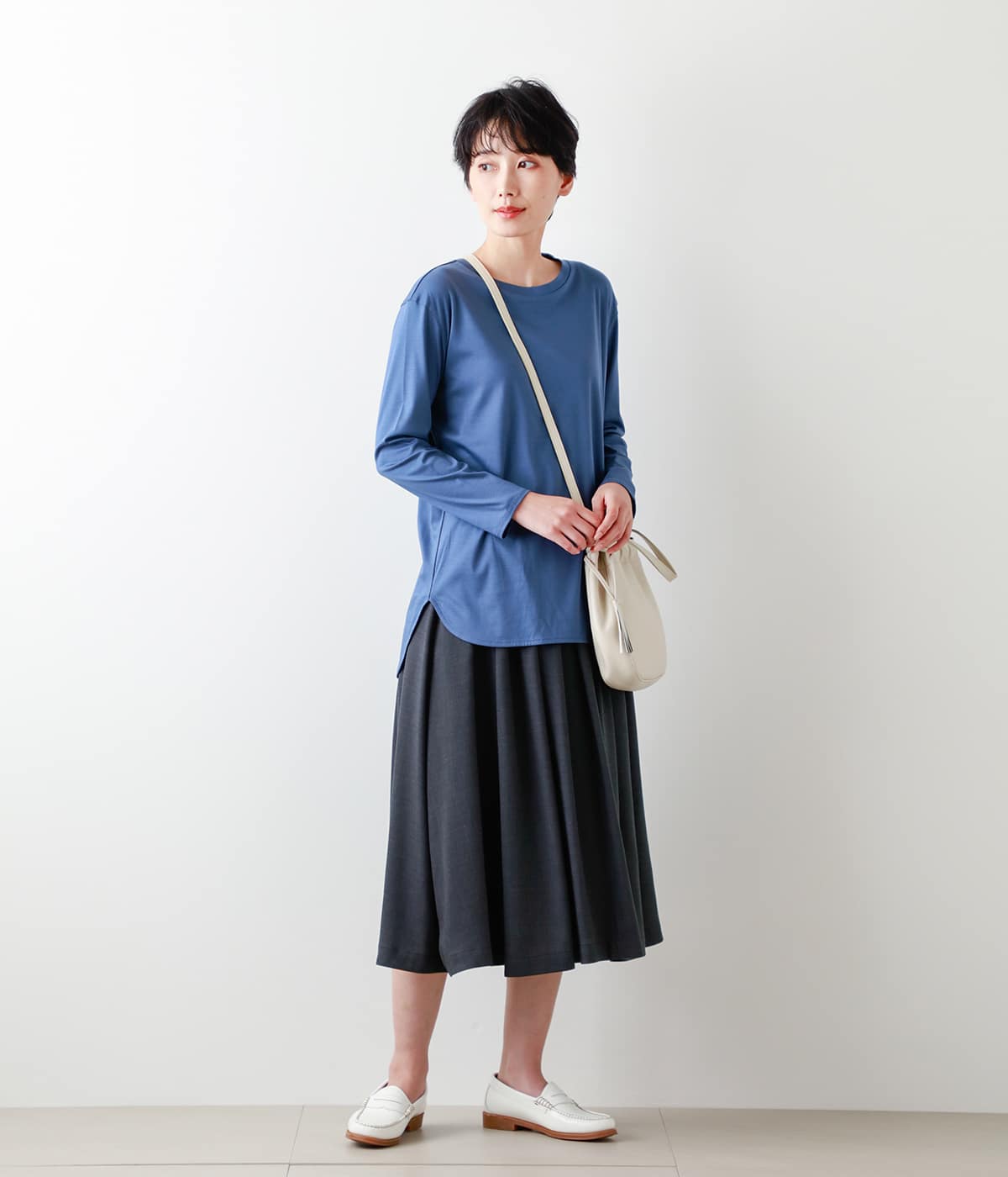 ライトスムース ラウンドヘムカットソー(51826625-2022)|ファッション通販のNY.ONLINE ライトスムース ラウンドヘムカットソー(51826625-2022)|ファッション通販のNY.ONLINE