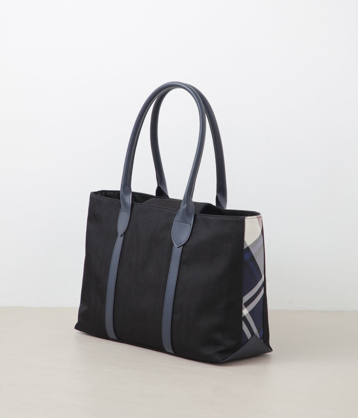【WEB限定】ラテラル ハウスタータン レザーコンビトート