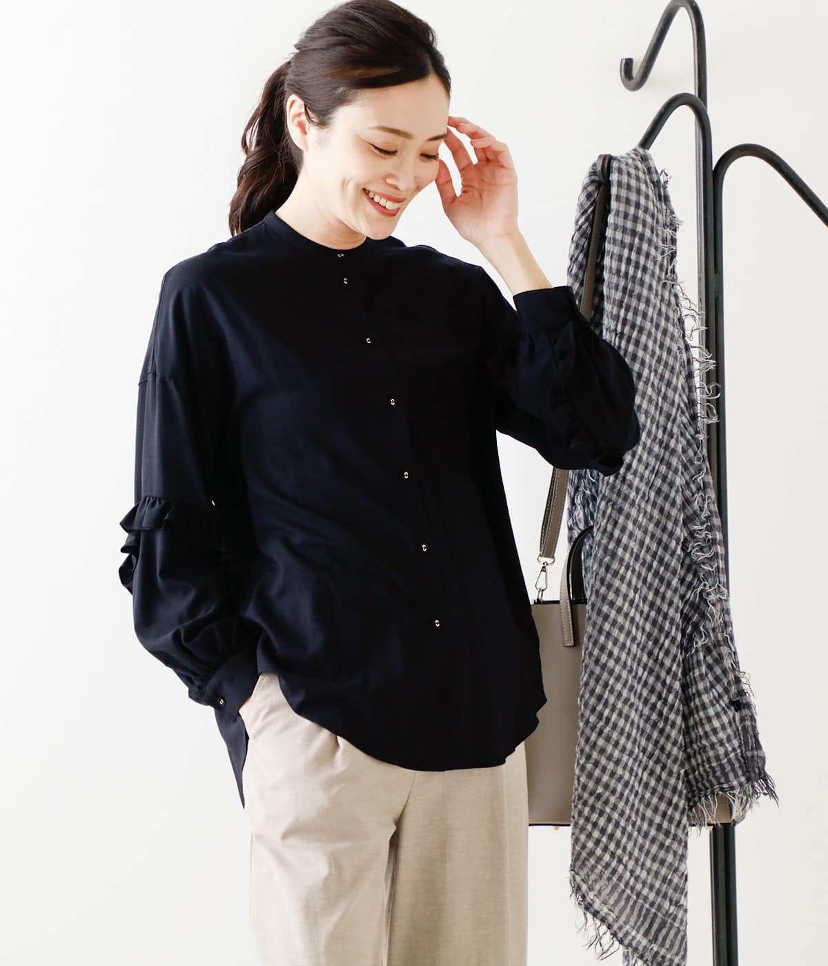 Web限定 Dolly Sean ドリーシーン レーヨンポリエステル 袖フリルブラウス 22 ファッション通販のny Online