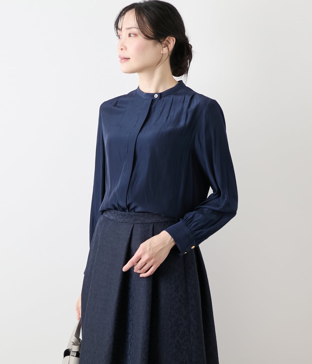 NY.ONLINEの【WEB限定】DONEEYU(ドニーユ) 割繊デシン 2wayボウタイブラウス
