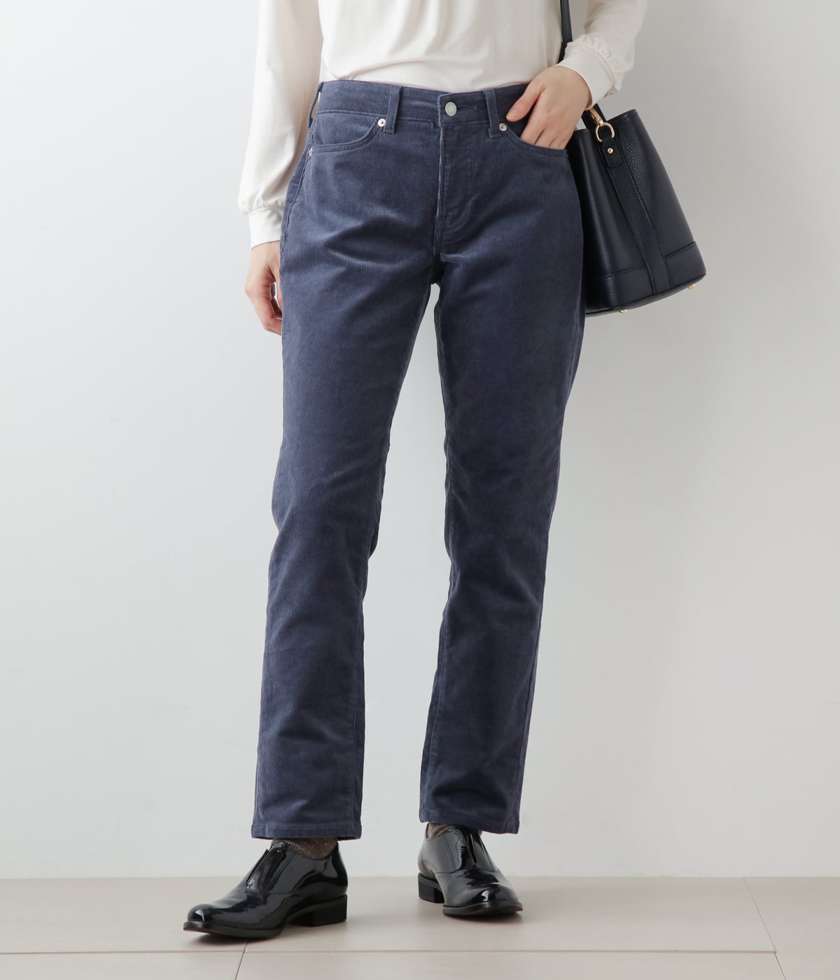 【60th×コラボ】EDWIN ストレッチライトコール テーパードパンツ