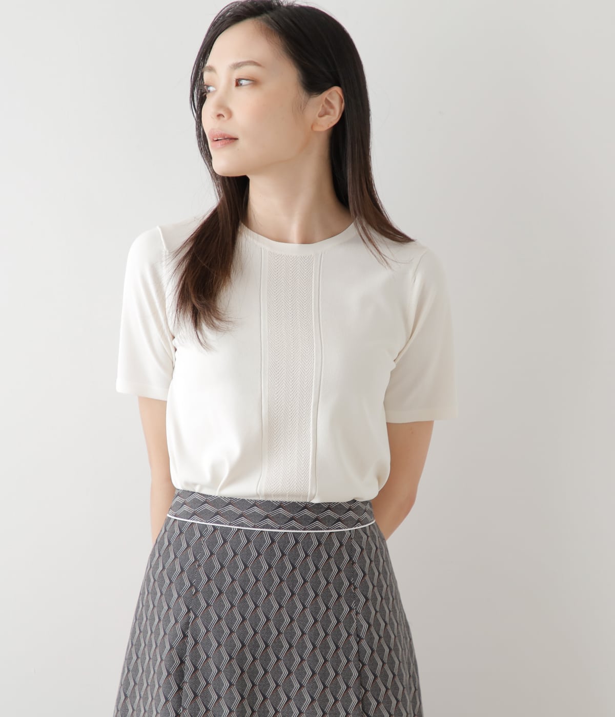 【L】アセテートナイロン天竺 フロントレース 半袖ニットプルオーバー