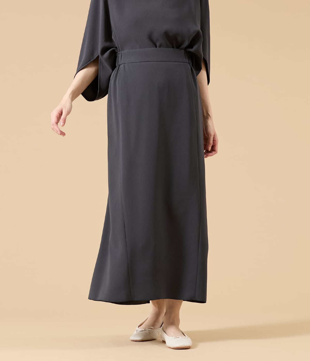 【WEB限定】DONEEYU(ドニーユ) バックサテンジョーゼット ロングスカート