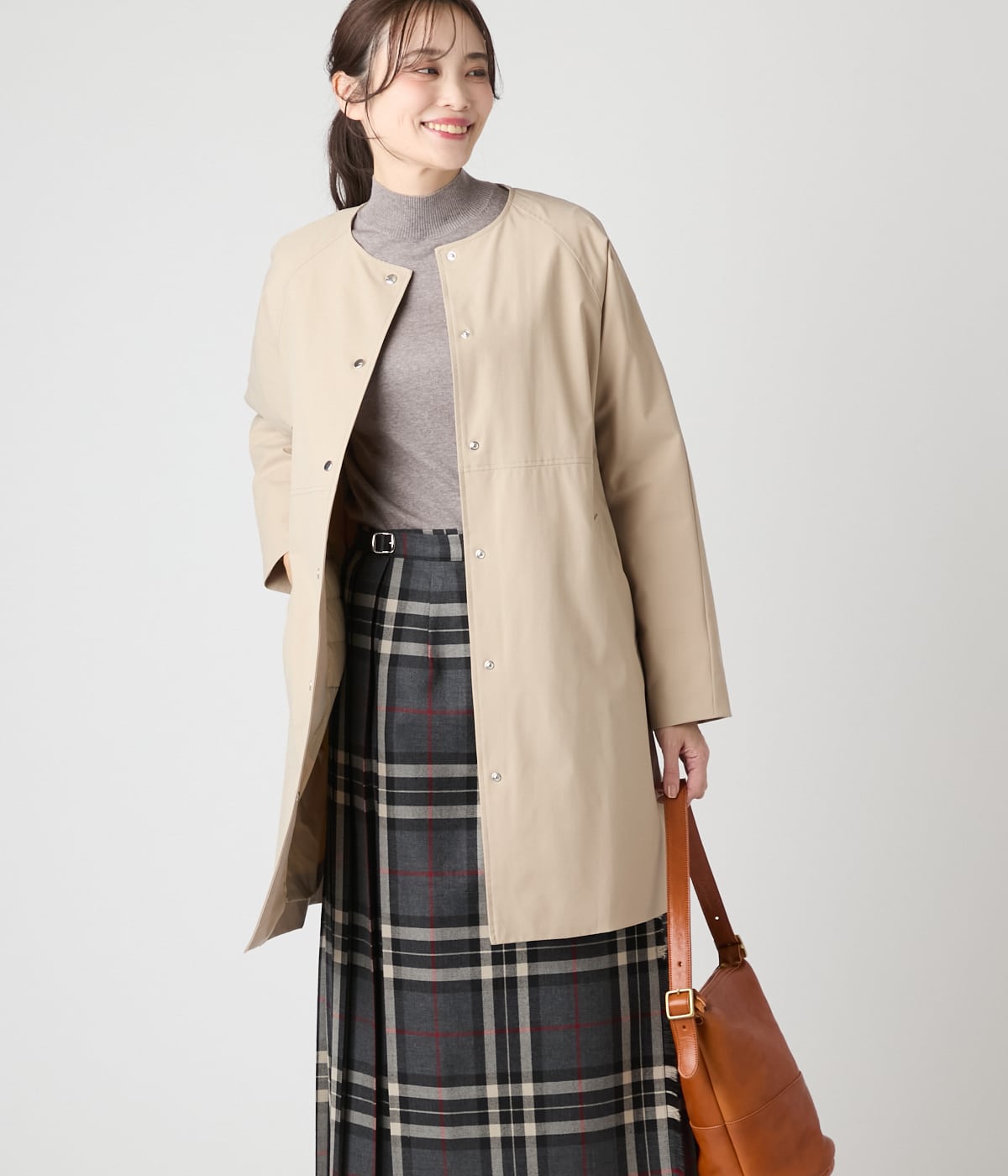 【L】ポリエステルタフタ ライトダウンコート