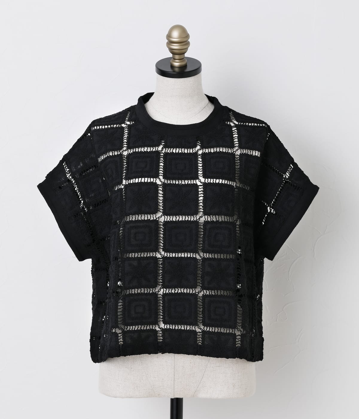 Square Embroidery Lace ブラウス
