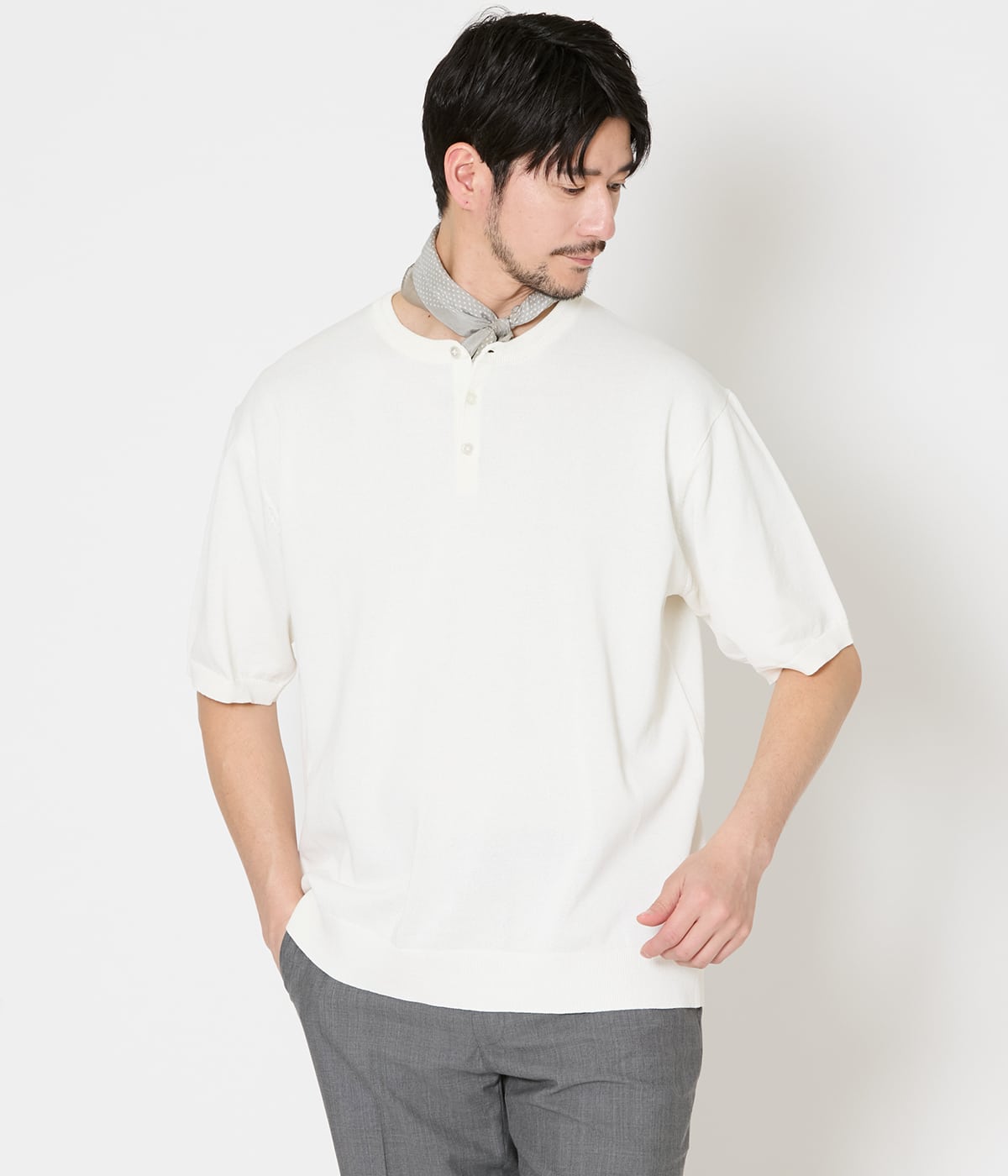 【ウォッシャブル】ヘンリーネック ハーフスリーブニット