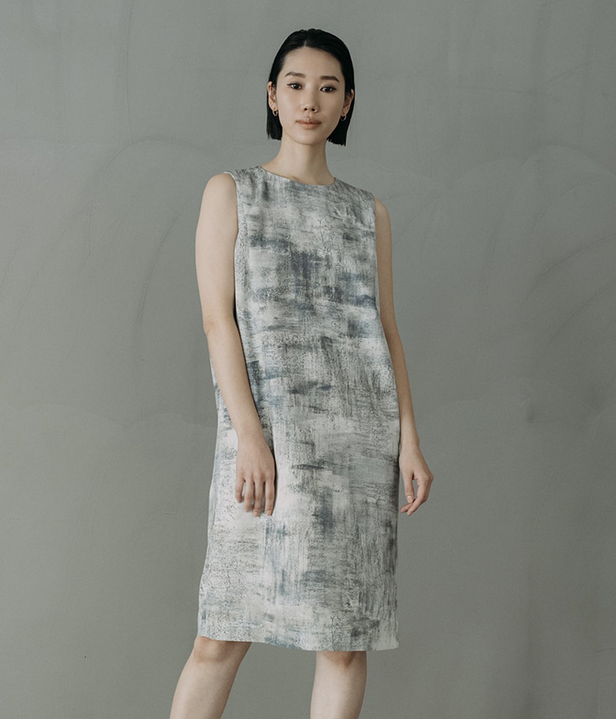 【ウォッシャブル】オーシャンベールプリント ノースリーブサックドレス