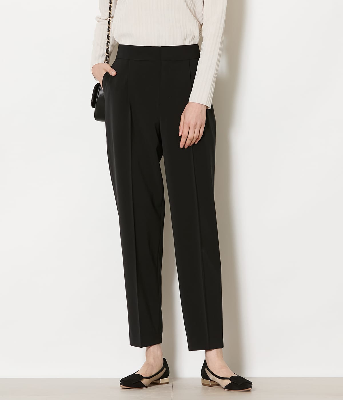 ストレッチツイル ワンタック1タックテーパードパンツ(ブラック)