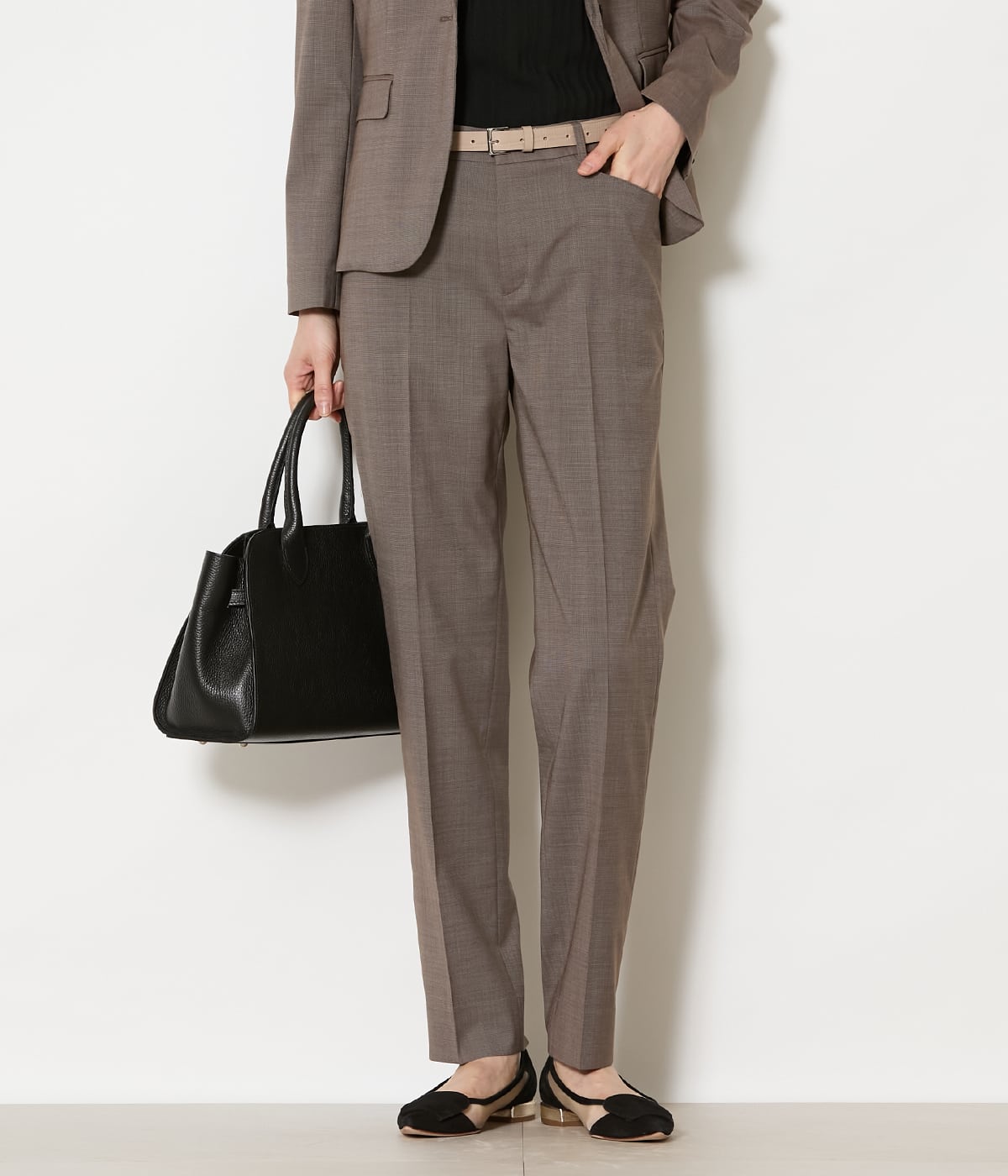 【ウォッシャブル】ウールピンヘッド テーパードパンツ