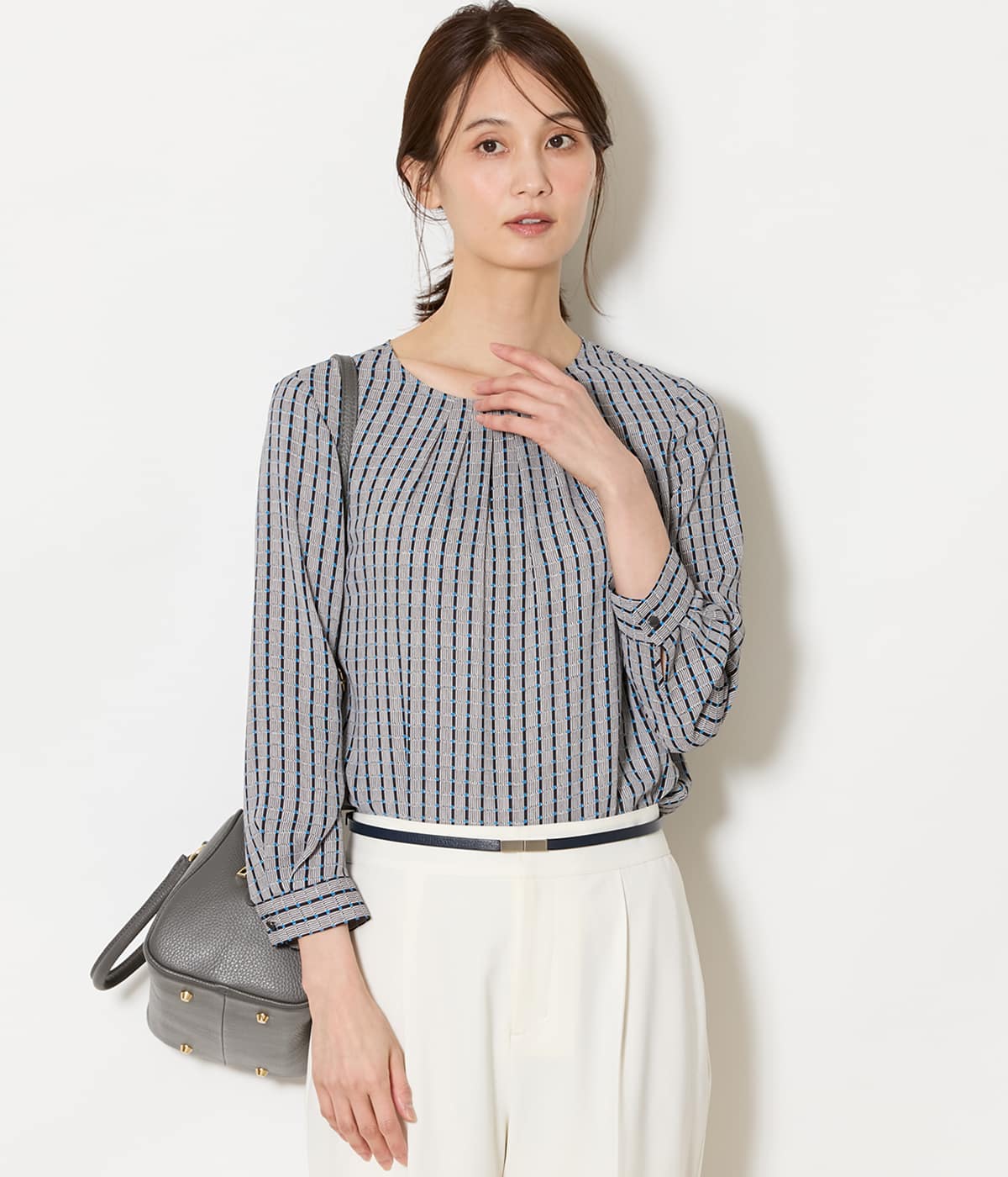 グリットプリント フロントタックブラウス