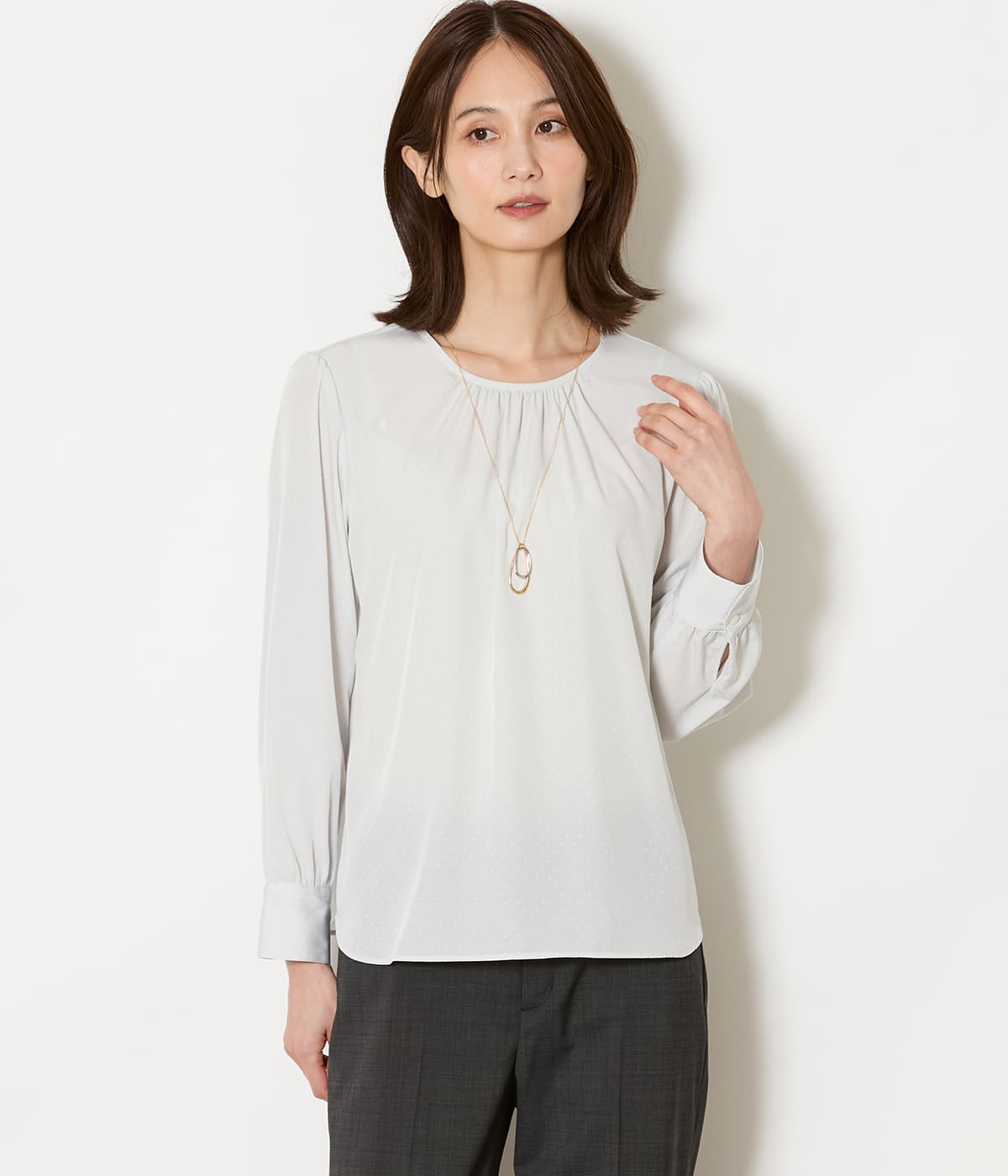 ミニドットデシン フロントギャザー長袖ブラウス