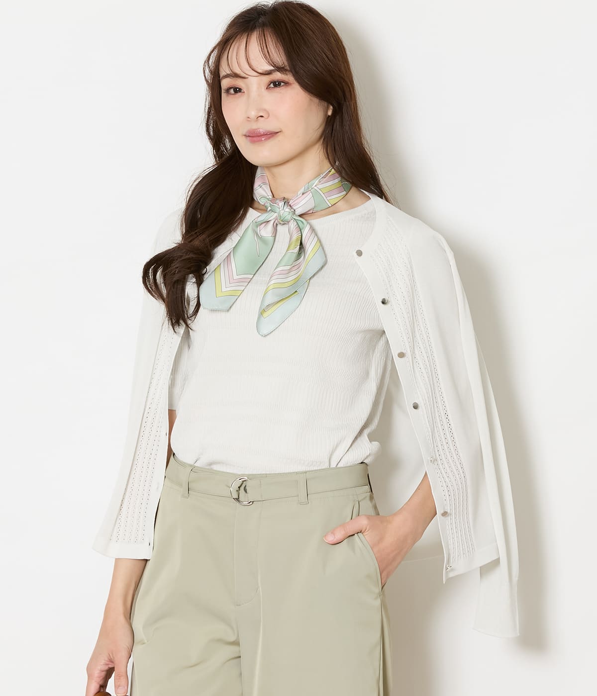 セルロースポリエステル天竺 メタルボタンクルーネックカーディガン