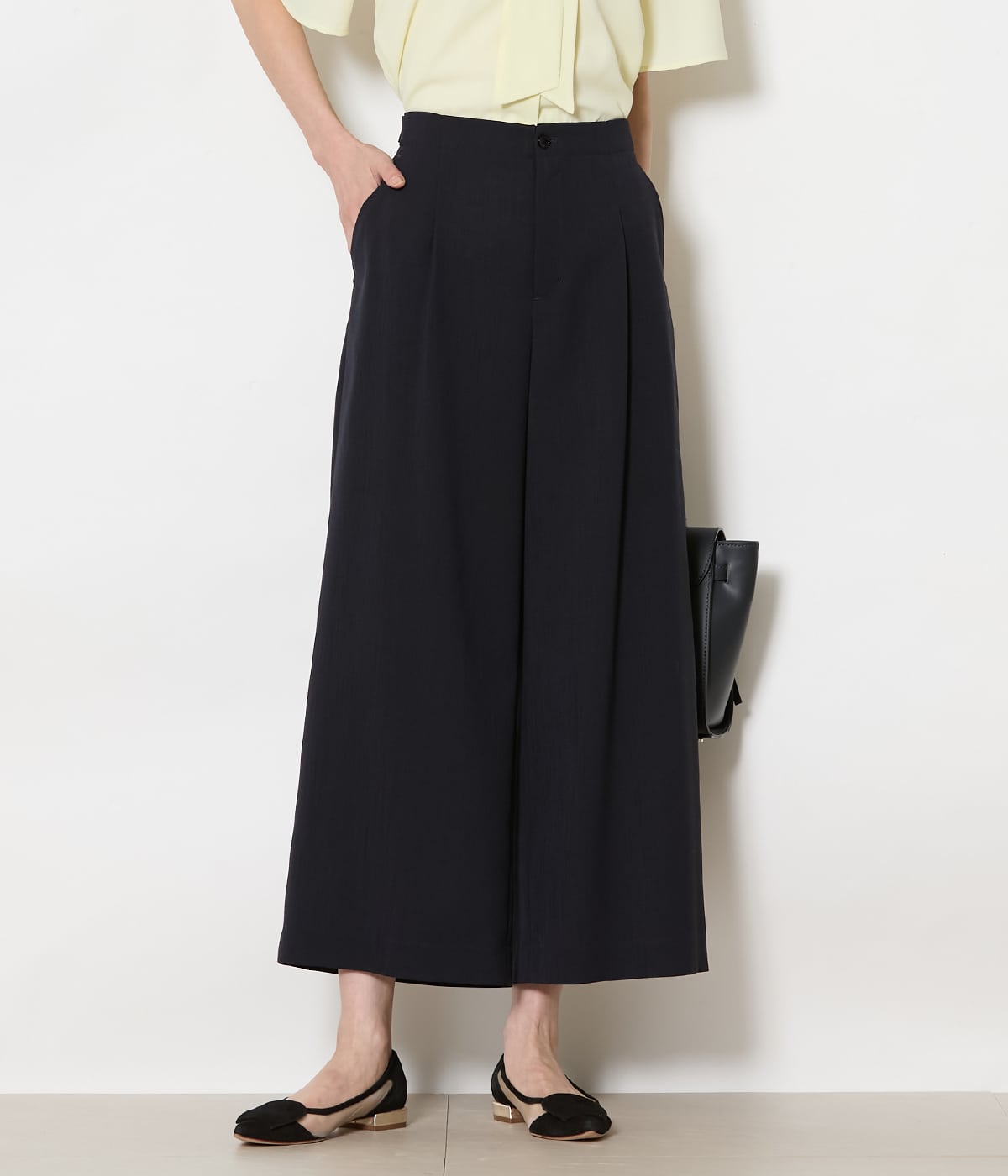 【L】【接触冷感・UVカット・ウォッシャブル・防しわ】リネンライクドライブレンド タックワイドパンツ(ネイビー)