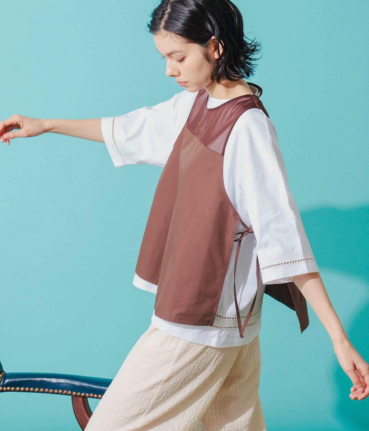 【着回し・シアー素材】シアー切替ノースリーブブラウス