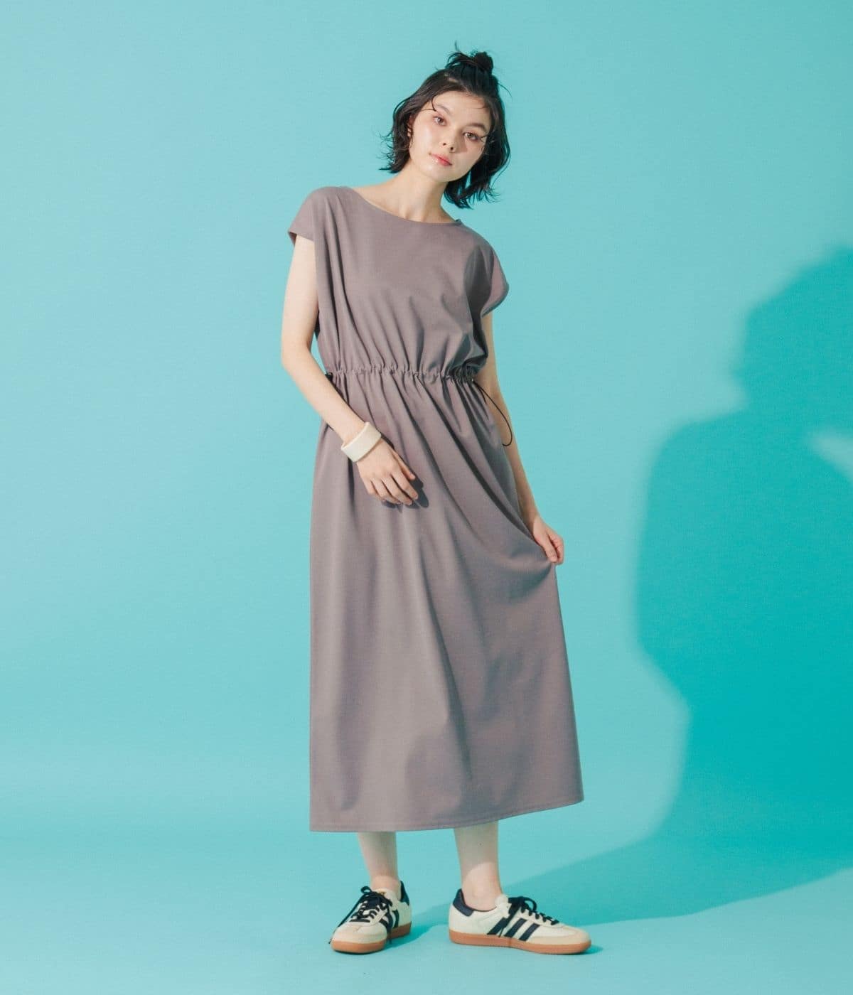 【接触冷感・肌離れ素材】ウエストシャーリングワンピース