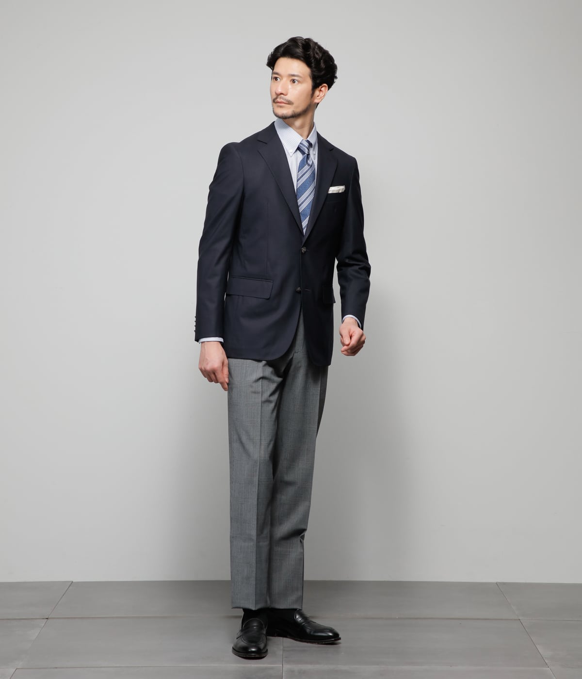 ブレザー×スラックス