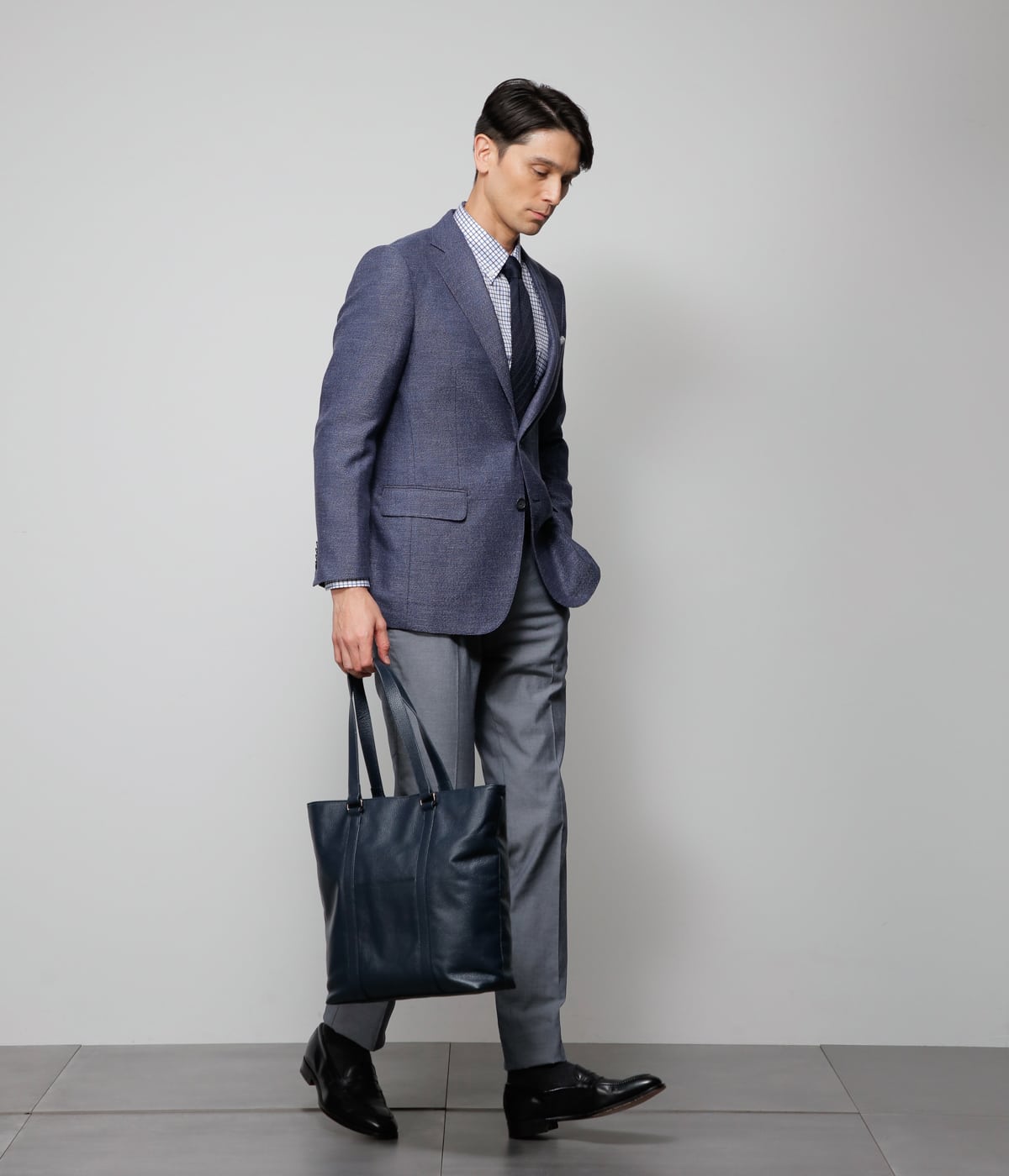 ジャケット×スラックス