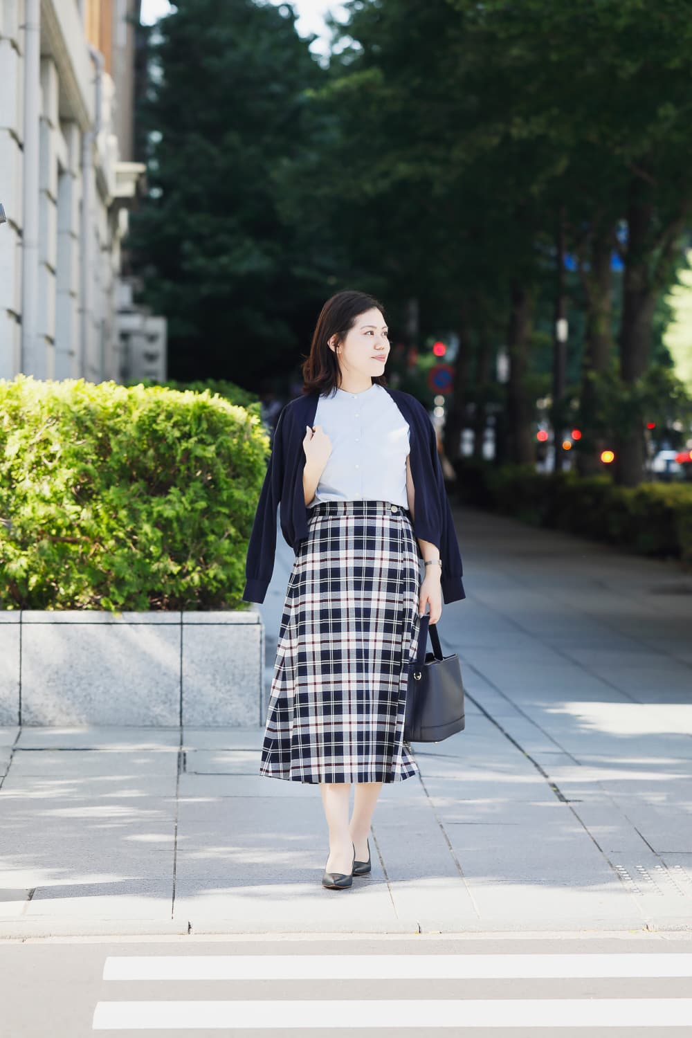 通勤スーツにひと工夫｜ファッション通販のNY.online