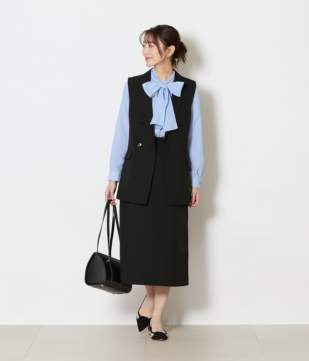 母らしさと上品さを、無理なく