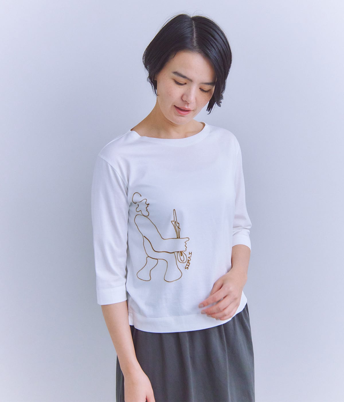 チェーン刺繍Tシャツ