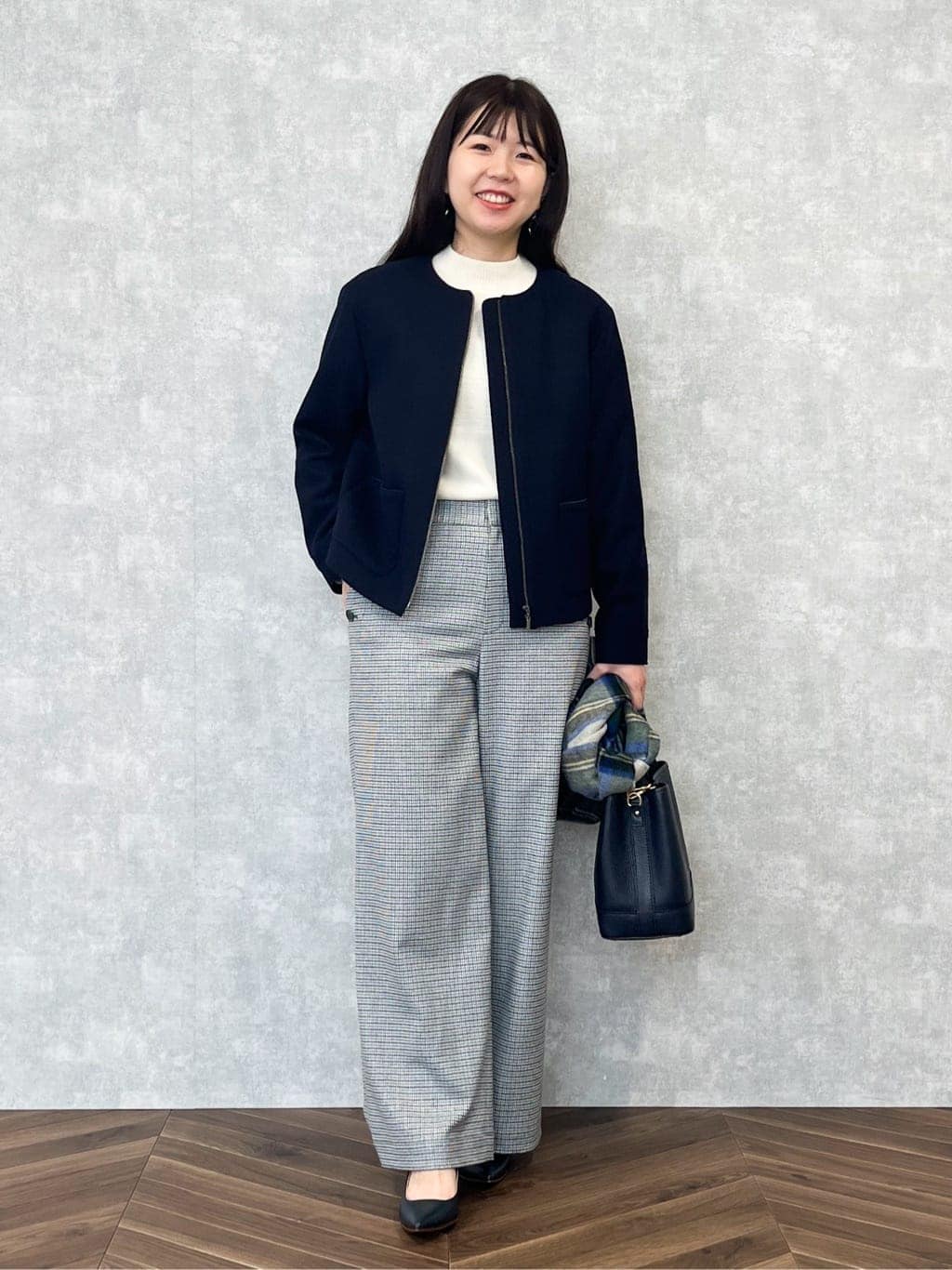 通勤スーツにひと工夫｜ファッション通販のNY.online
