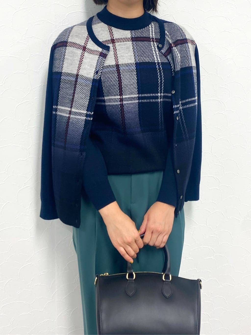 デザインワンピ×ブラックカーデ｜ファッション通販のNY.online