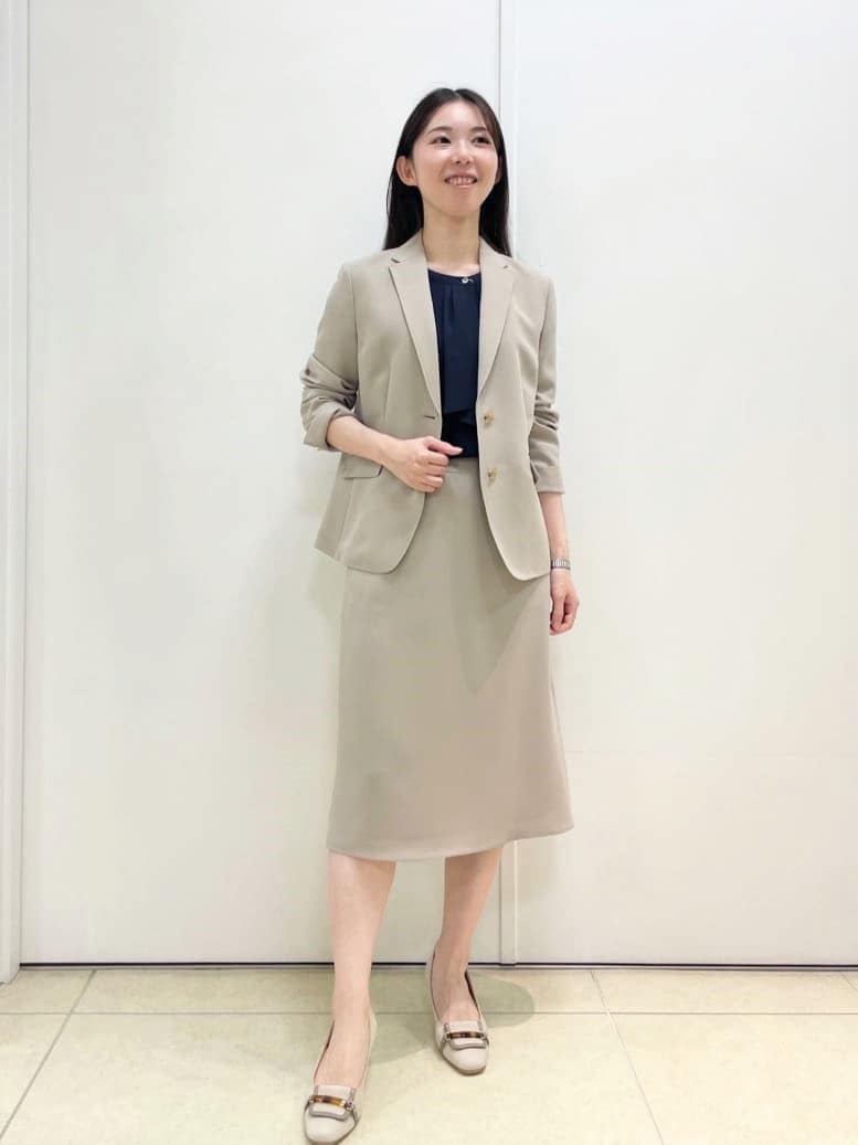 通勤スーツにひと工夫|ファッション通販のNY.online